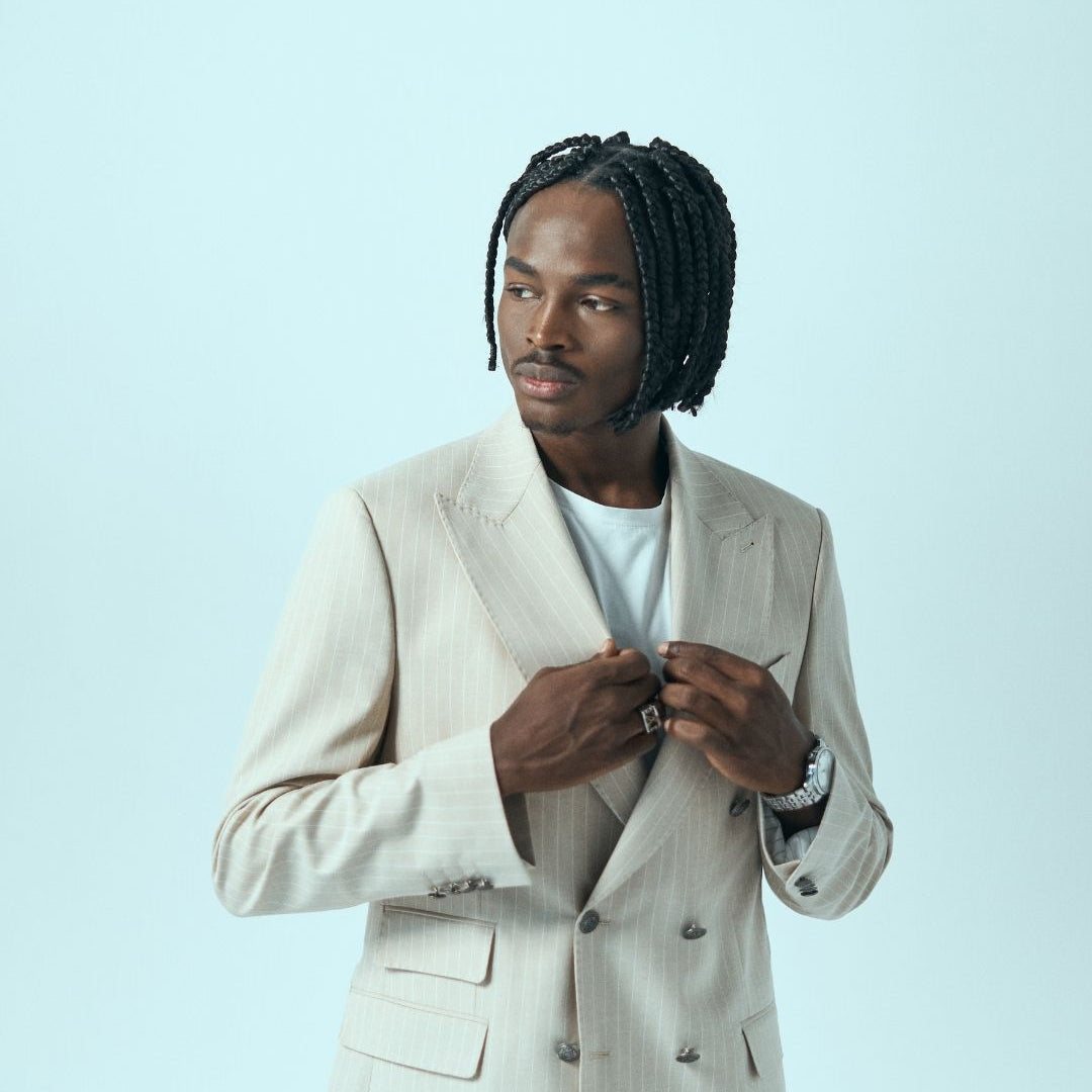 🕴 Eleganter Anzug in Beige mit gestreifter italienischer Hose, doppelreihig