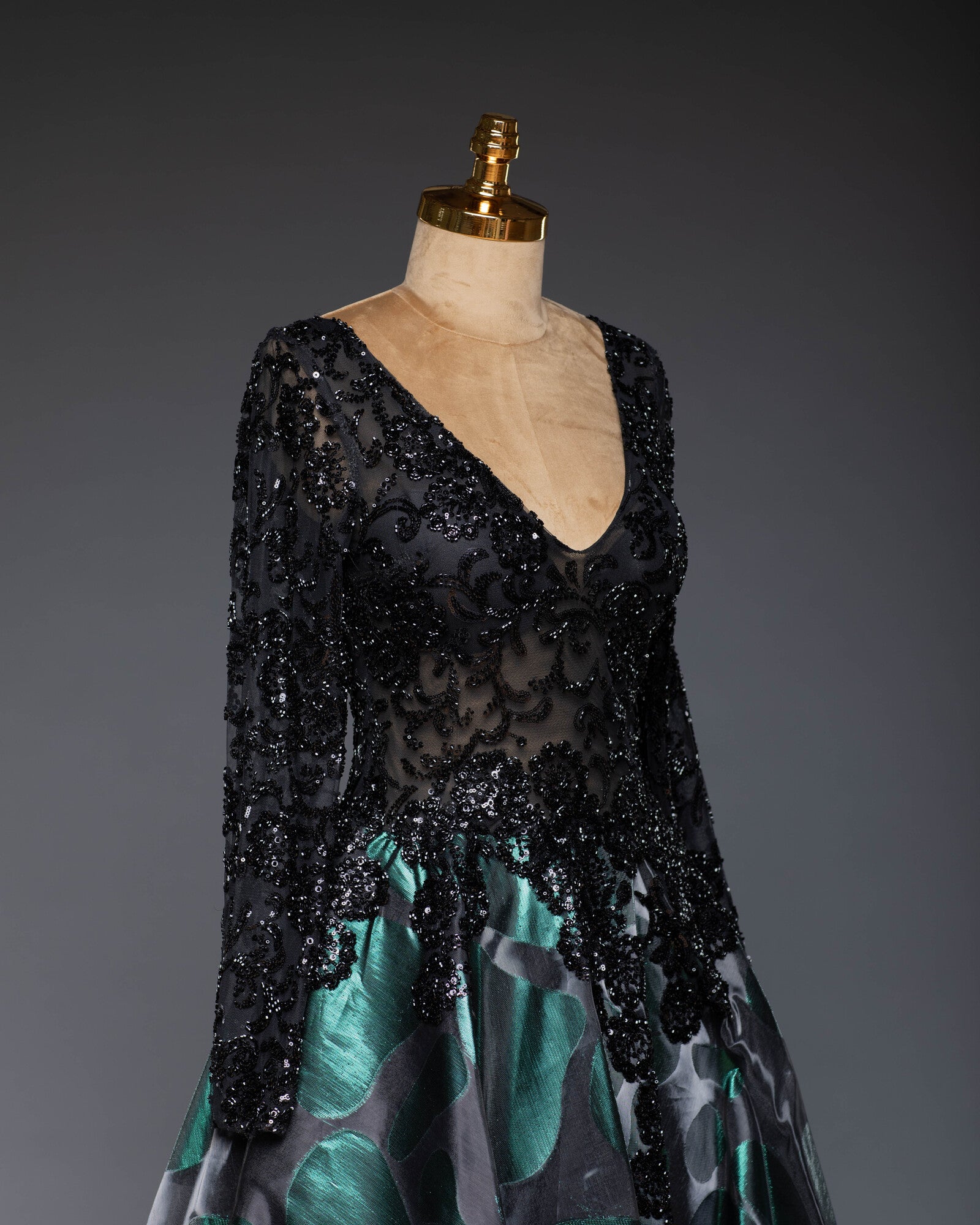 Abendkleid Grün-Schwarz | Bodenlang und Elegant