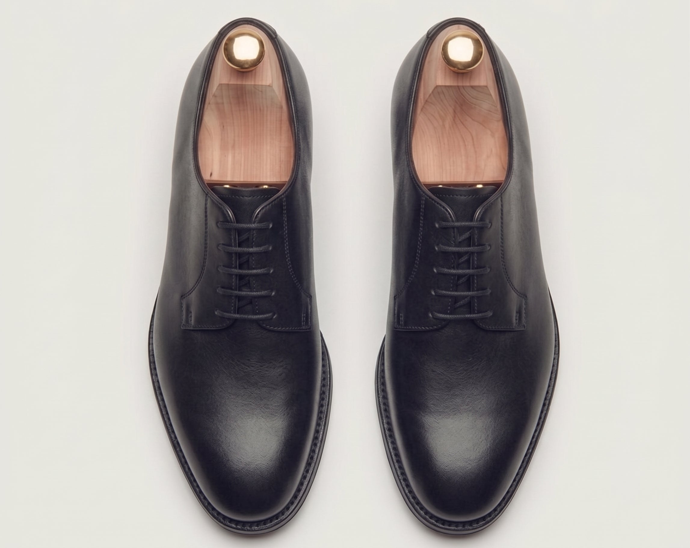Schwarze Plain-Toe Derby-Schuhe aus Leder