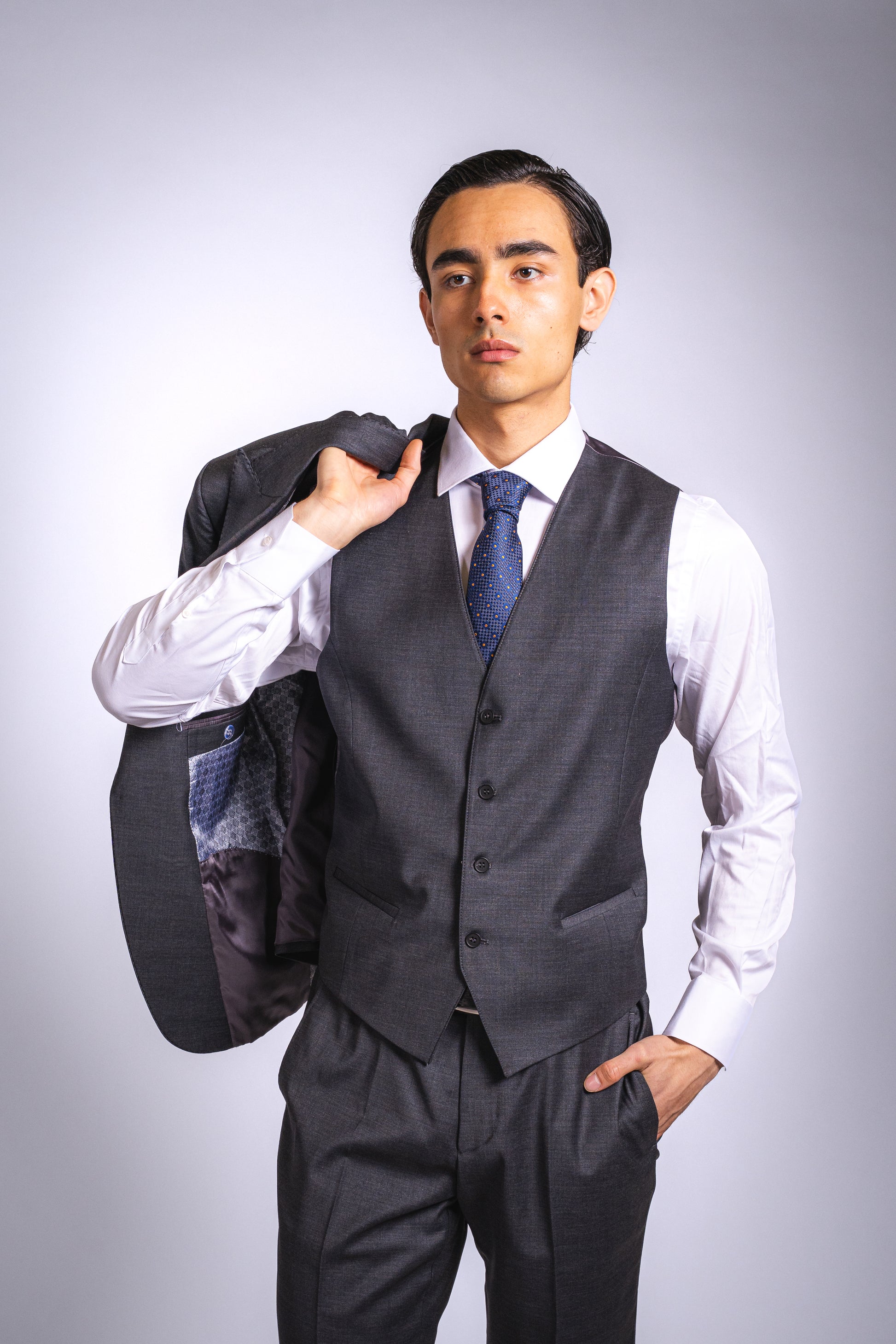 Slim Fit Dunkelgrau | 3-teilig, reine Wolle