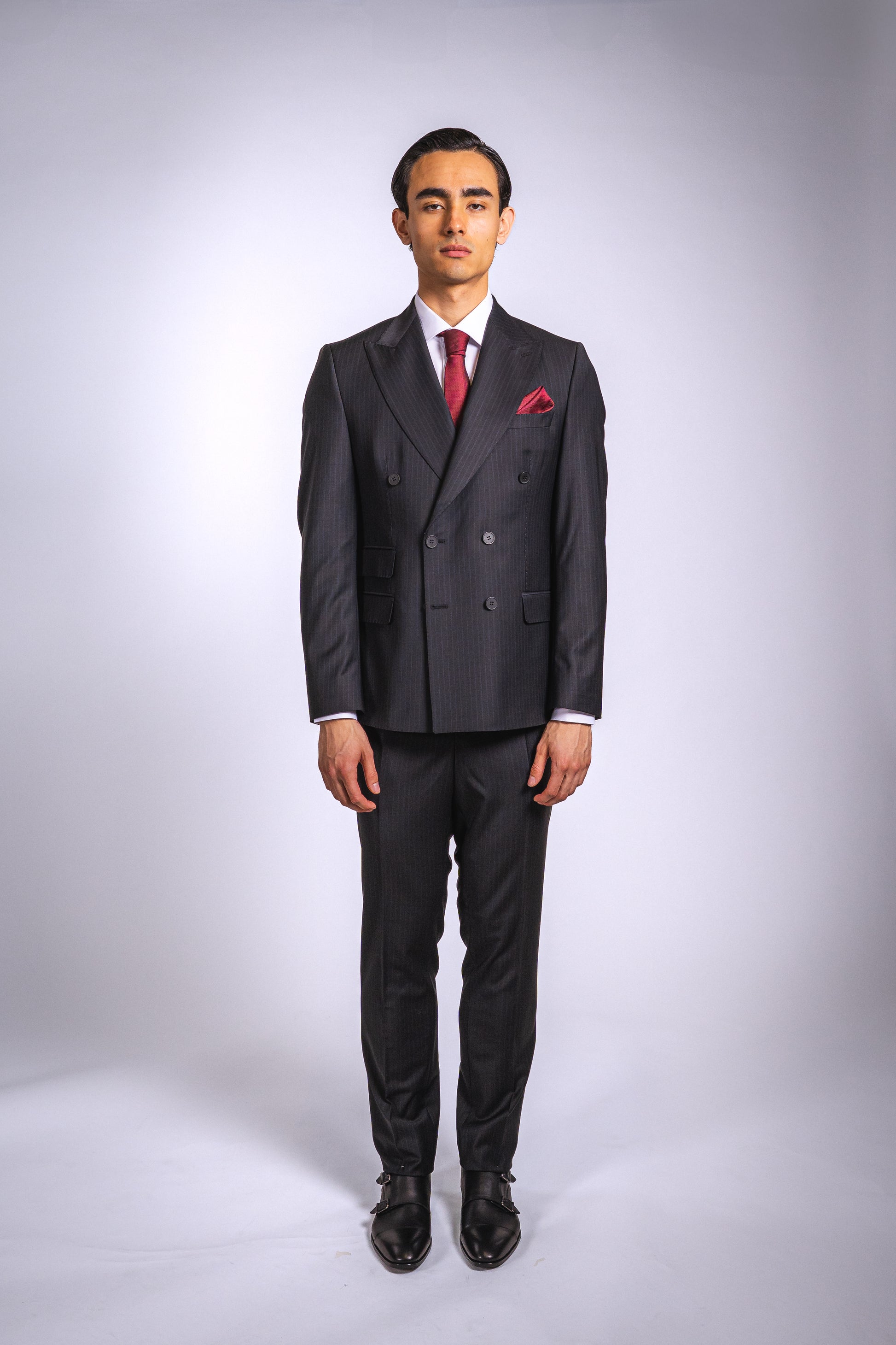 Anzug Schwarz mit blauen Streifen | Doppelreihig, Slim Fit, 2-teilig