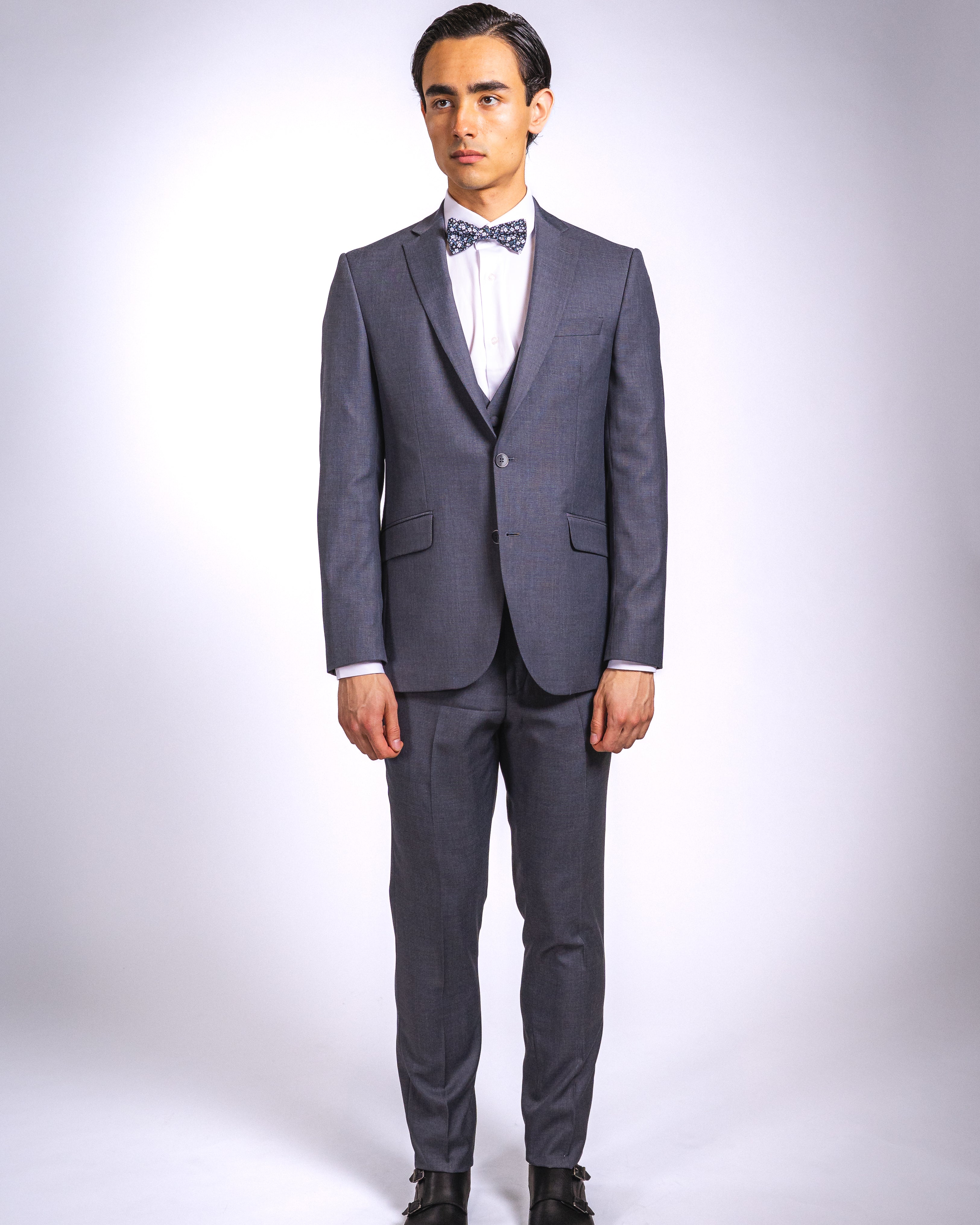 Anzug Grau | 3-teilig, Slim Fit, Fliege inklusive