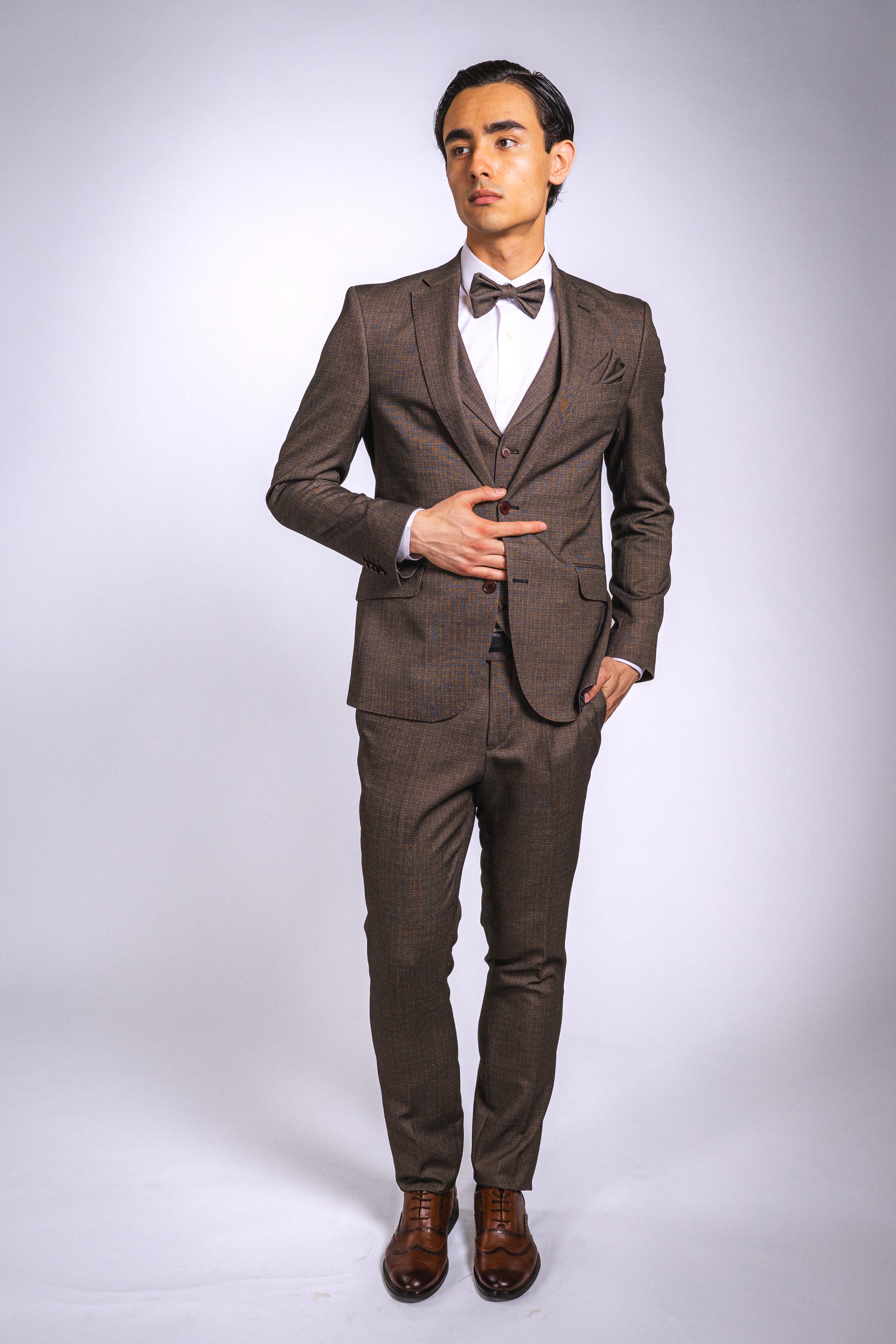 Anzug Braun | 3-teilig, Slim Fit, Fliege inklusive