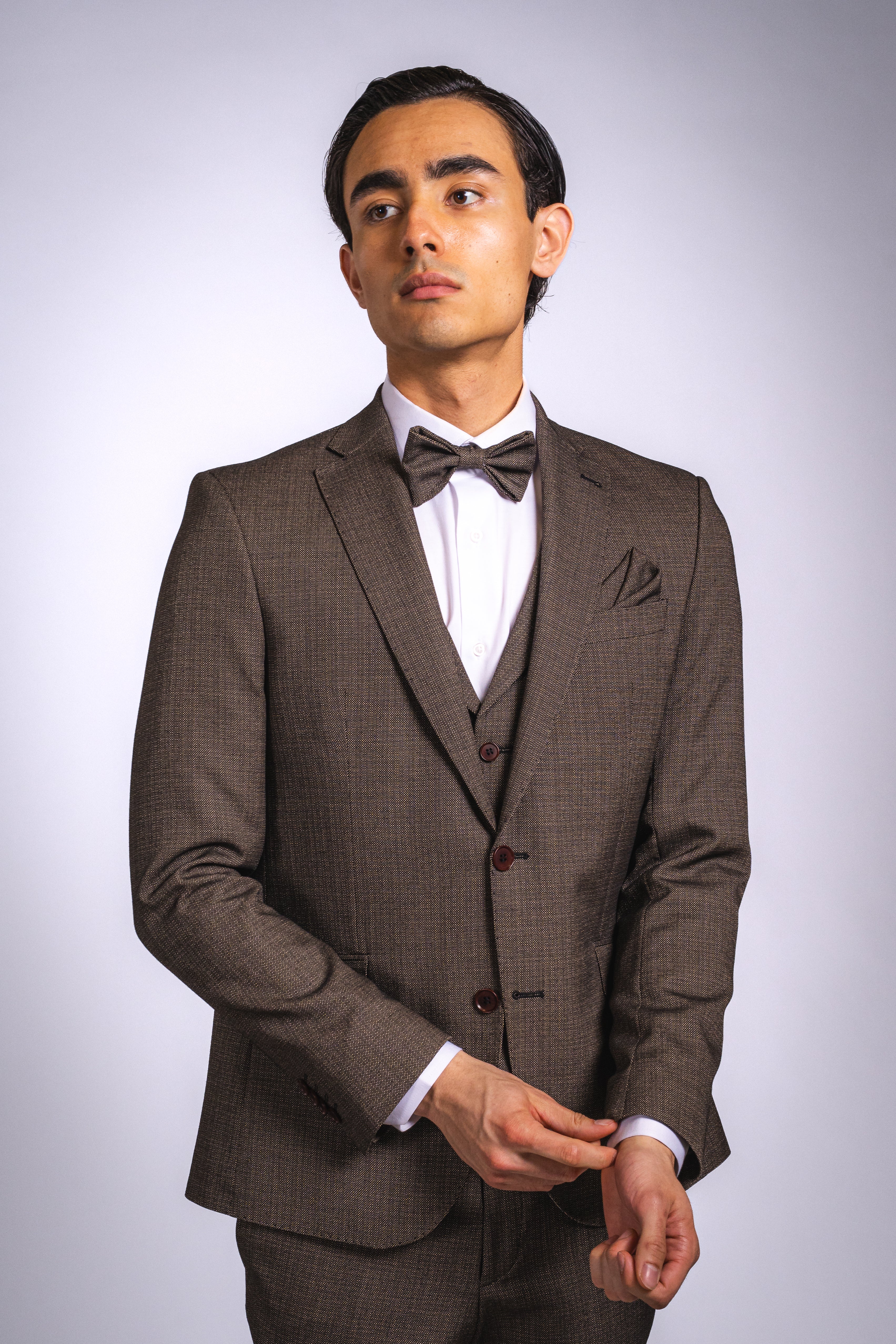 Anzug Braun | 3-teilig, Slim Fit, Fliege inklusive